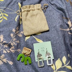 2 pairs of earrings set! Brand new. Handmade earrings from a local creative!